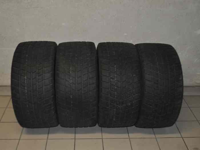 Pneus Pirelli pluies