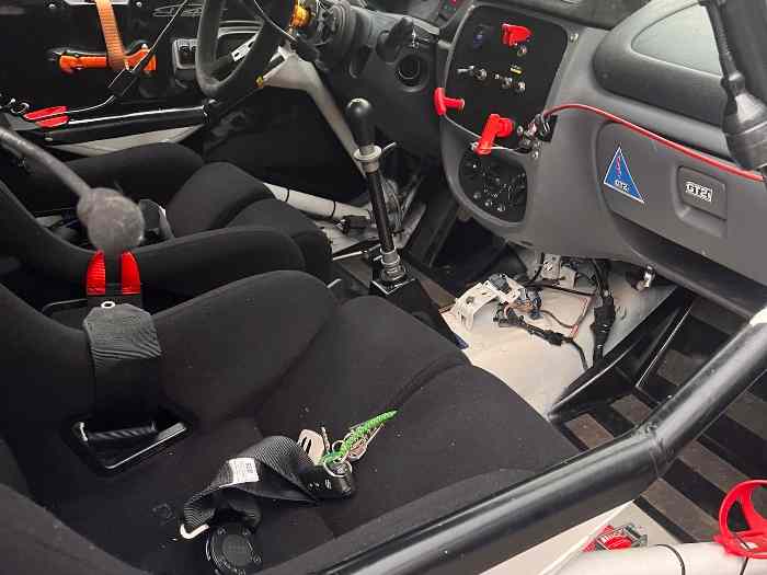 CLIO 2 A7 4