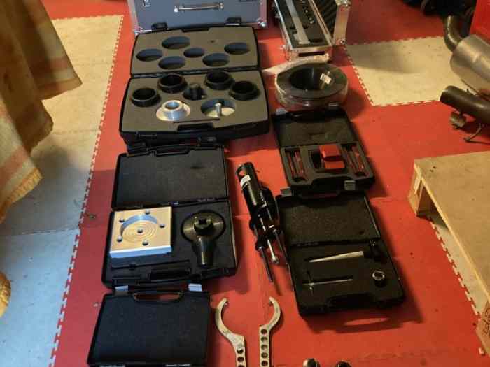 OUTILLAGE SKODA 0