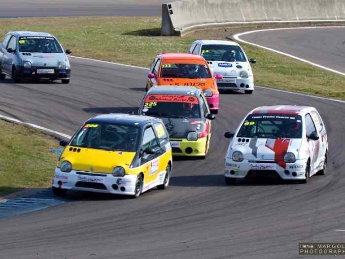 Twin cup n208 2
