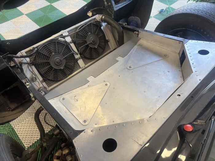 FORD GT40 REPLICA BAILEY 40 4