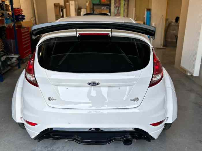 ford fiesta mk1 R5 EVO 2 top condition 3