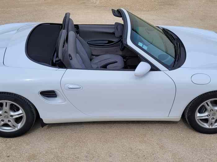 PORSCHE BOXSTER 986 seulement 12 000 kilomètres d