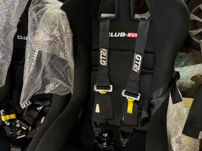 Sièges bacquets Harnais GT2i