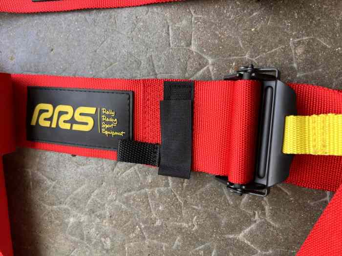 Vends harnais RRS 6 points Hans rouge 3