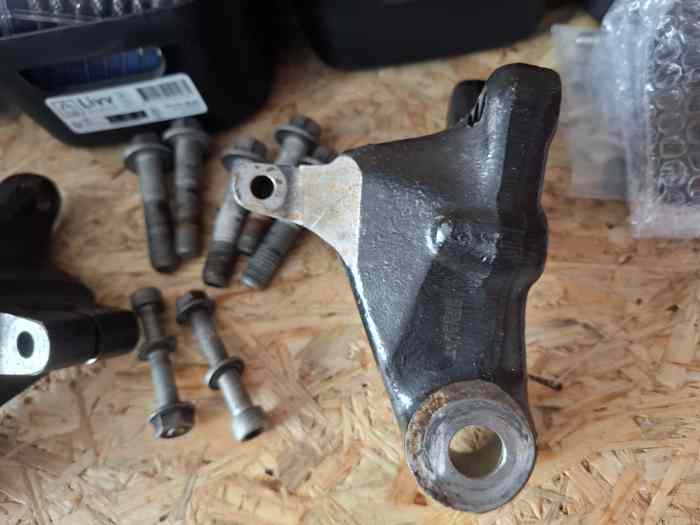 Supports EE clio 3 cup X85 2