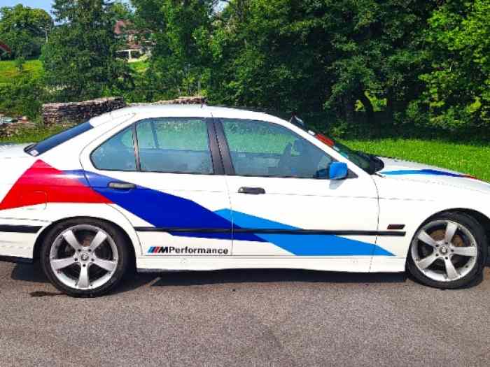 BMW 325i E36 1