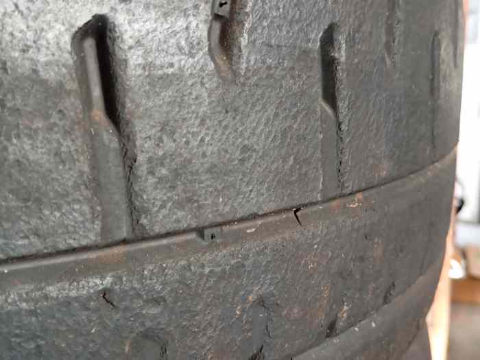 Pneus hankook 16 T33 1