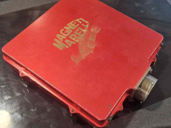 Calculateur Magneti Marelli Mf3s