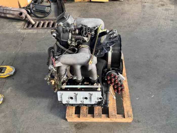 Moteur Porsche 964 Type M64.01 REVISE 1