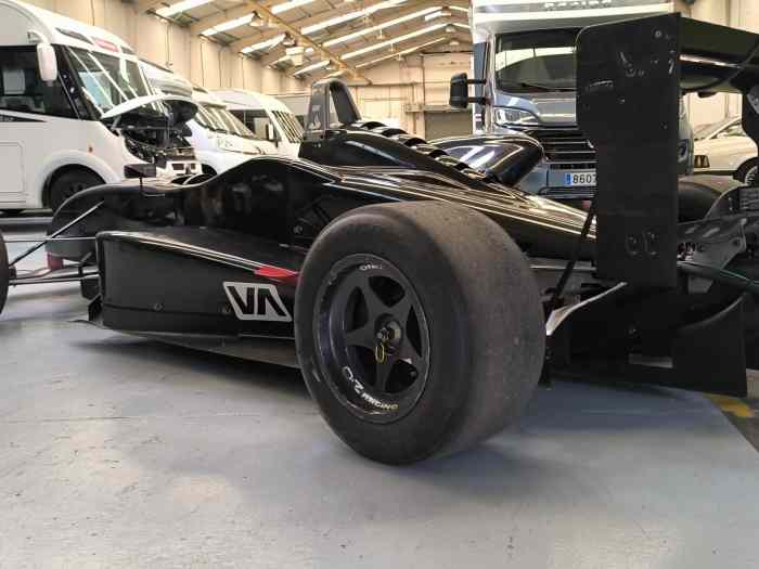 DALLARA F305 1