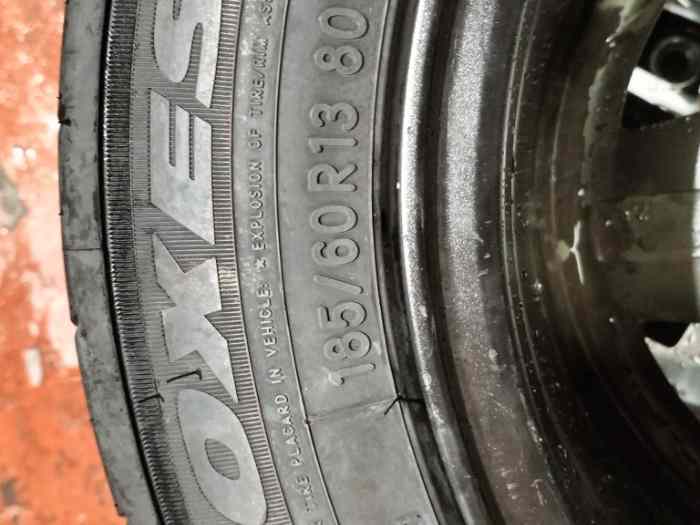 impecable juego de 4 llantas Targa en 7x13 con neumáticos nuevos Toyo 185/60/13 3