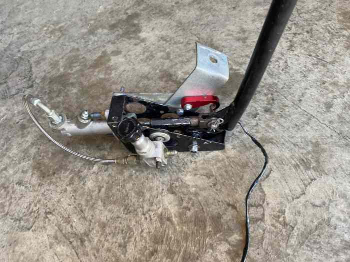 Frein a main hydraulique 1