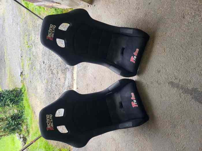 Baquet + harnais techno racing 2028
