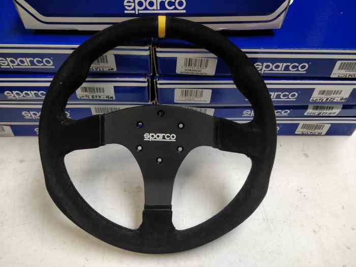 Volant R330 SPARCO 1
