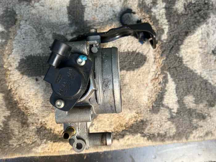 Boîtier papillon à câble clio 2 rs 2