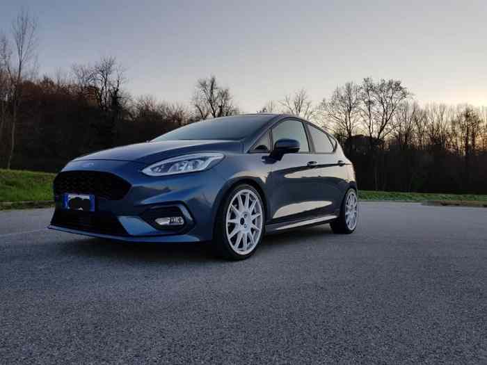Jante Ford Fiesta ST Speedline Corse Turini 7,5x18 White 2