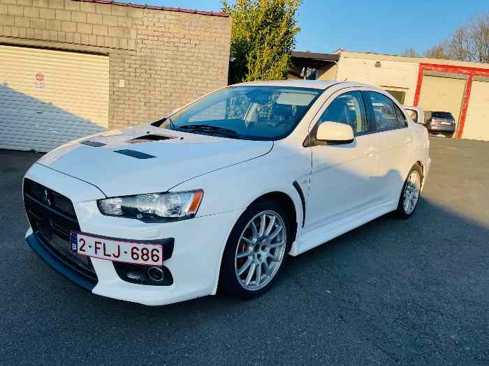 Mitsubishi Lancer Evo 10 0