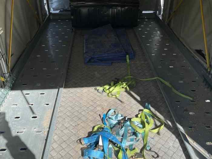 Remorque porte voiture bachée 3
