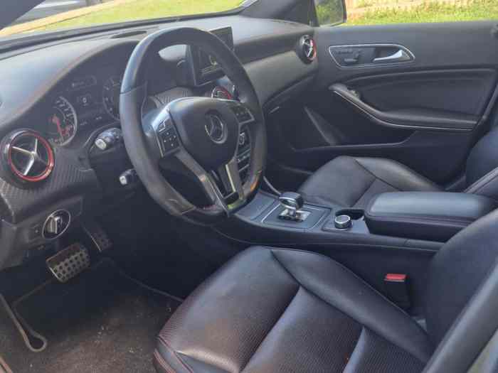 Mercedes A45 AMG 2