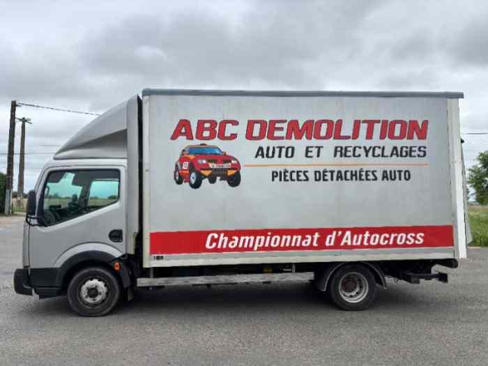 CAMION NISSAN VL 3