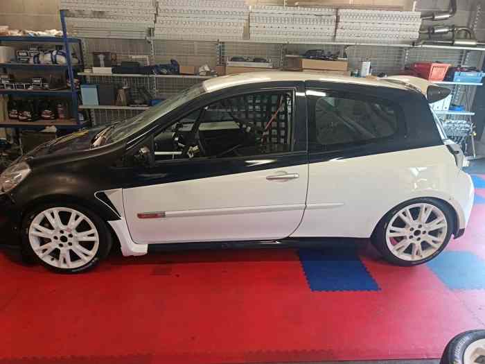 Location clio 3 cup X85 2