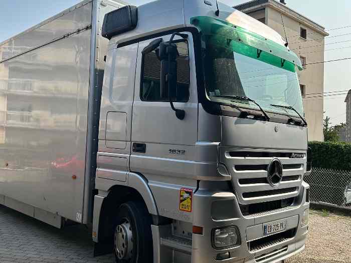 MERCEDES ACTROS 1832 0