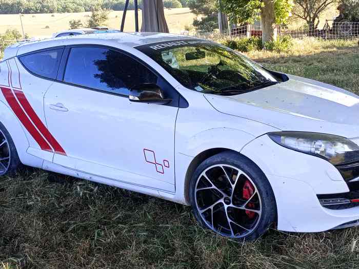 Vend Mégane 3 rs cup stage 1 prépa stage 2 1