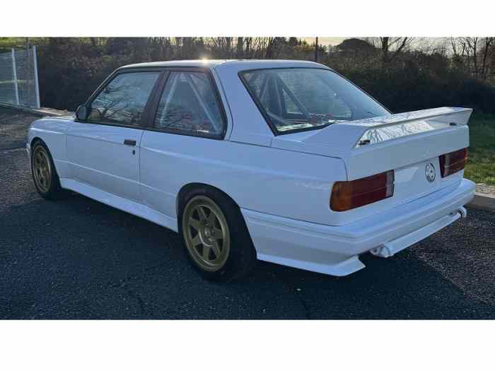 BMW M3 E30 GRA 1