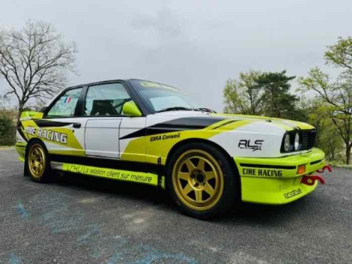 BMW M3 E30 Maxi Gr A ex Romain DUMAS 4