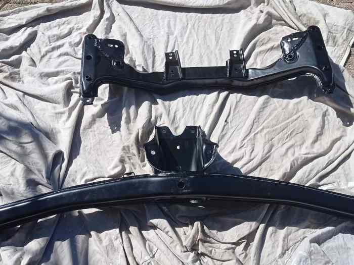 Berceau et traverse renforcés bmw e30 1