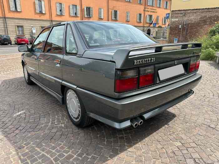 Renault R 21 2.0 turbo De Luxe 175CV UNICOPROPRIETARIO 2