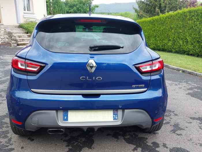 Clio 4 GT line bleu 120 cv 3