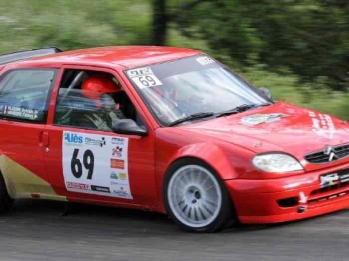 Saxo maxi F2000/13 en pièces 1