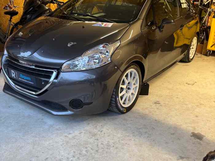 208 R2 Evo