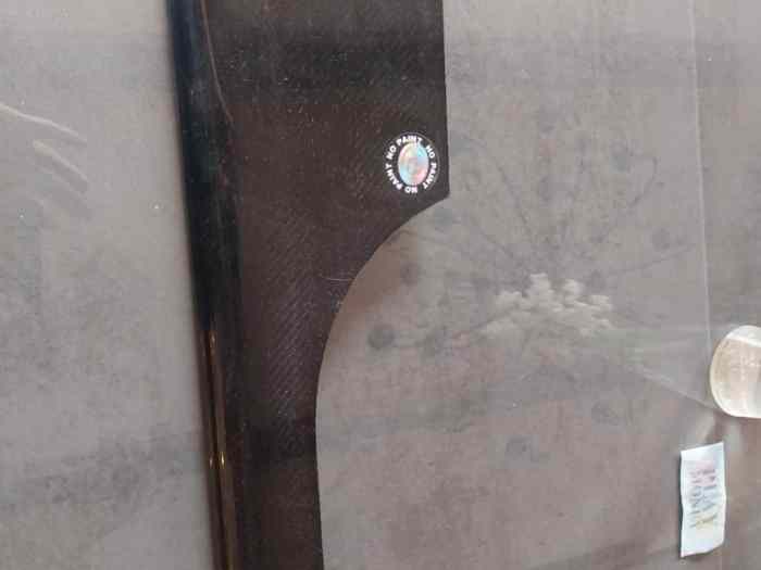 Flap avant gauche formule renault 0