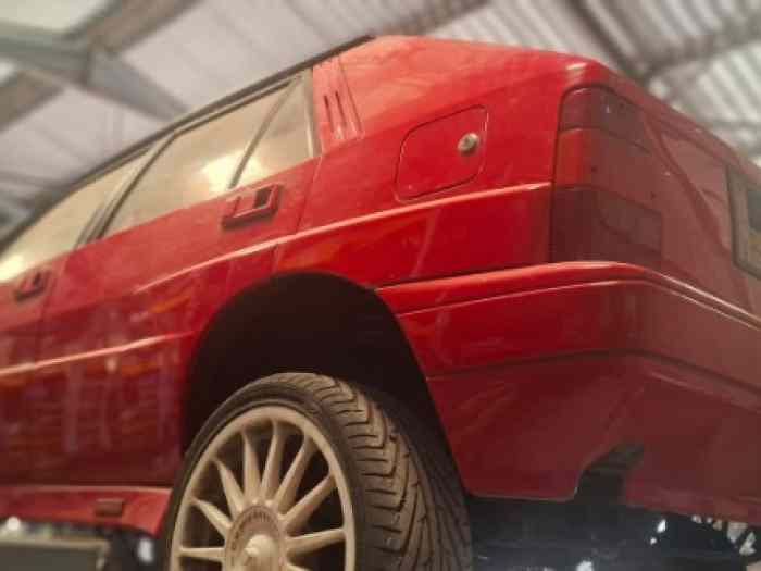 Caisse Lancia Delta Integrale 16V 1