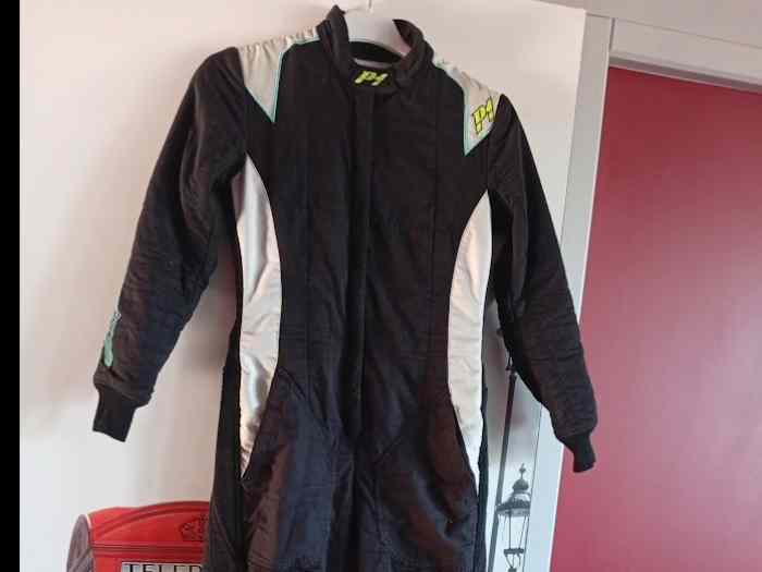 combinaison femme P1 taille 2 ou S