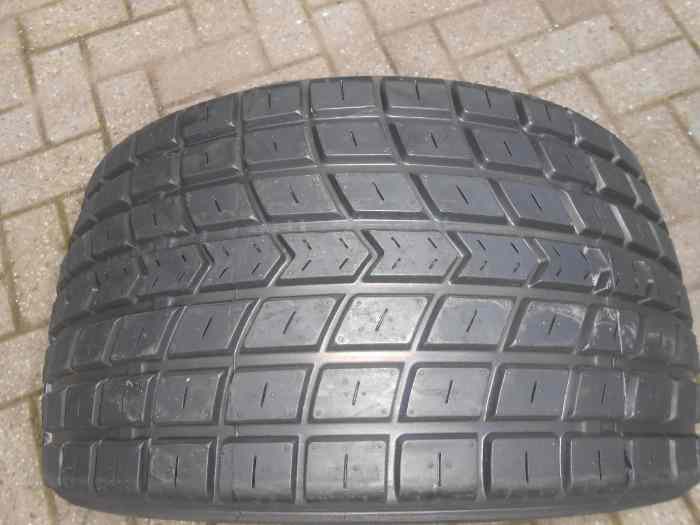 250/570R13 AVON W561 0