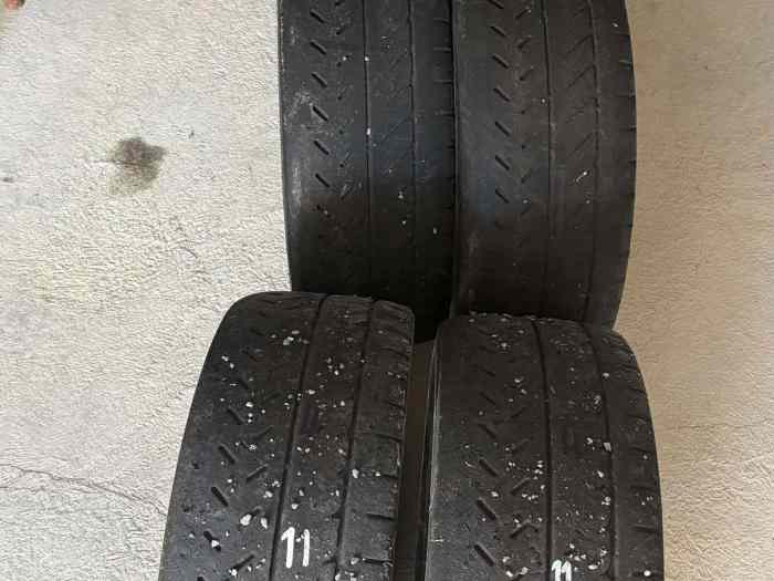 Pneus de rallye en 16 pouces 0