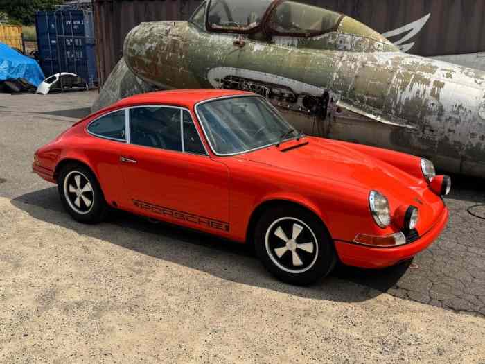 Porsche 911 2.2 E de 1970 (mot 2.4S)