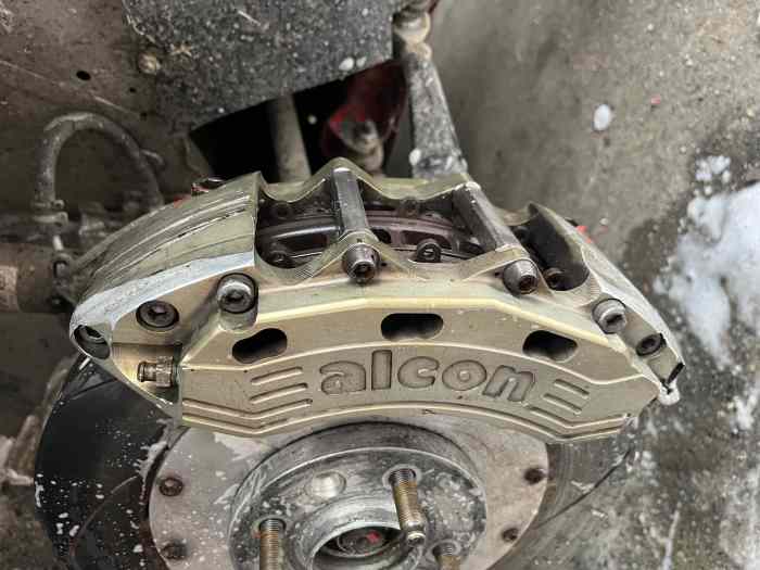 Etrier Alcon 12 pistons 306 Maxi 2