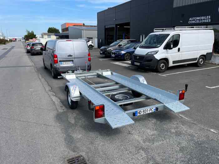 LOCATION REMORQUE PORTE VOITURE 2