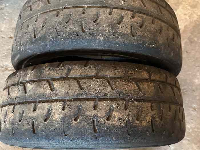 Pneus MRF en 16 4
