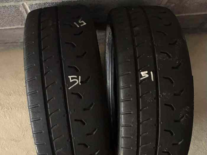 Pneus de rallye en 16 pouces 1