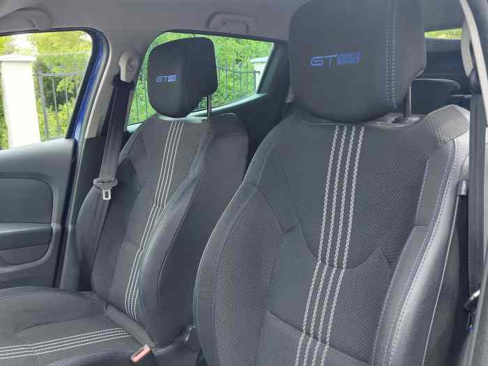 Clio 4 GT line bleu 120 cv 5