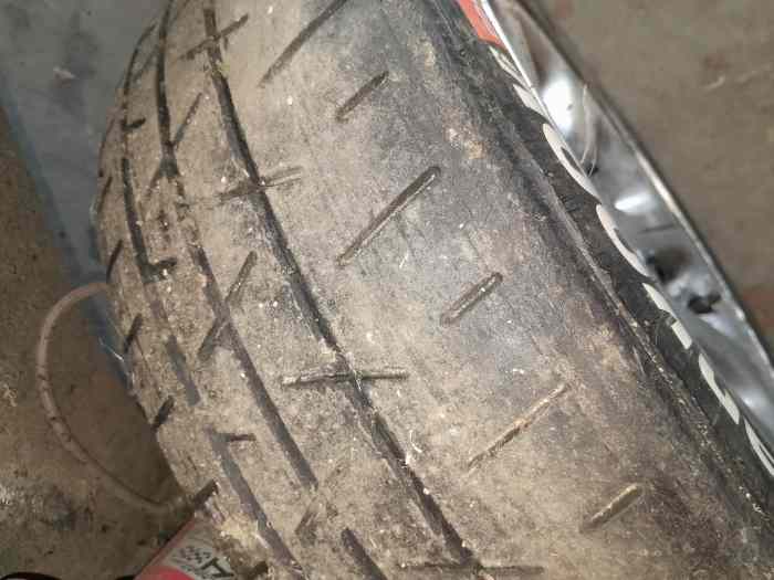 roues 14 pouces Hankook 1