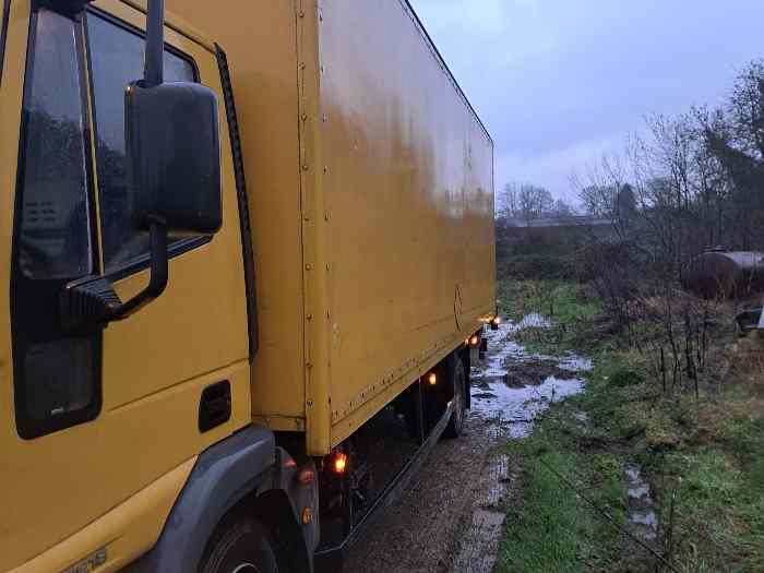 Camion poid lourds iveco 0