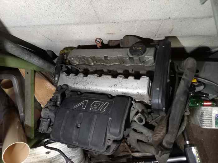 Peugeot 106 GTI avec diverses pièces détachées! 4