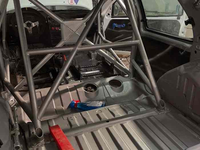 Saxo n2 ou a6 à finir urgent 2